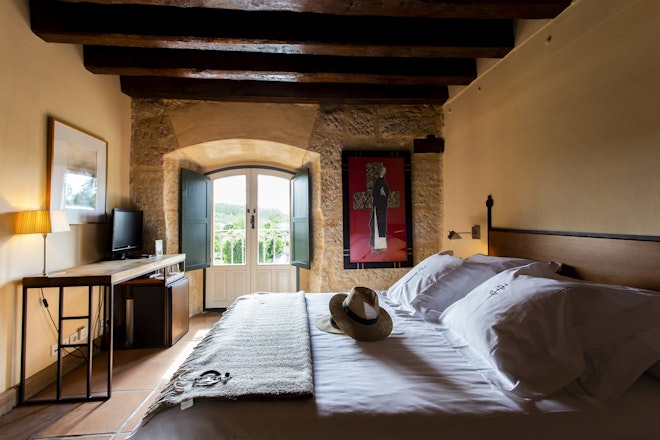 Camara Room - Bedroom