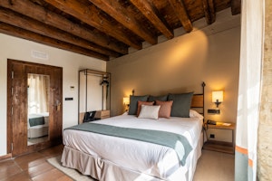 Camara Room - Bedroom
