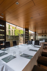 Meeting Rooms ()
