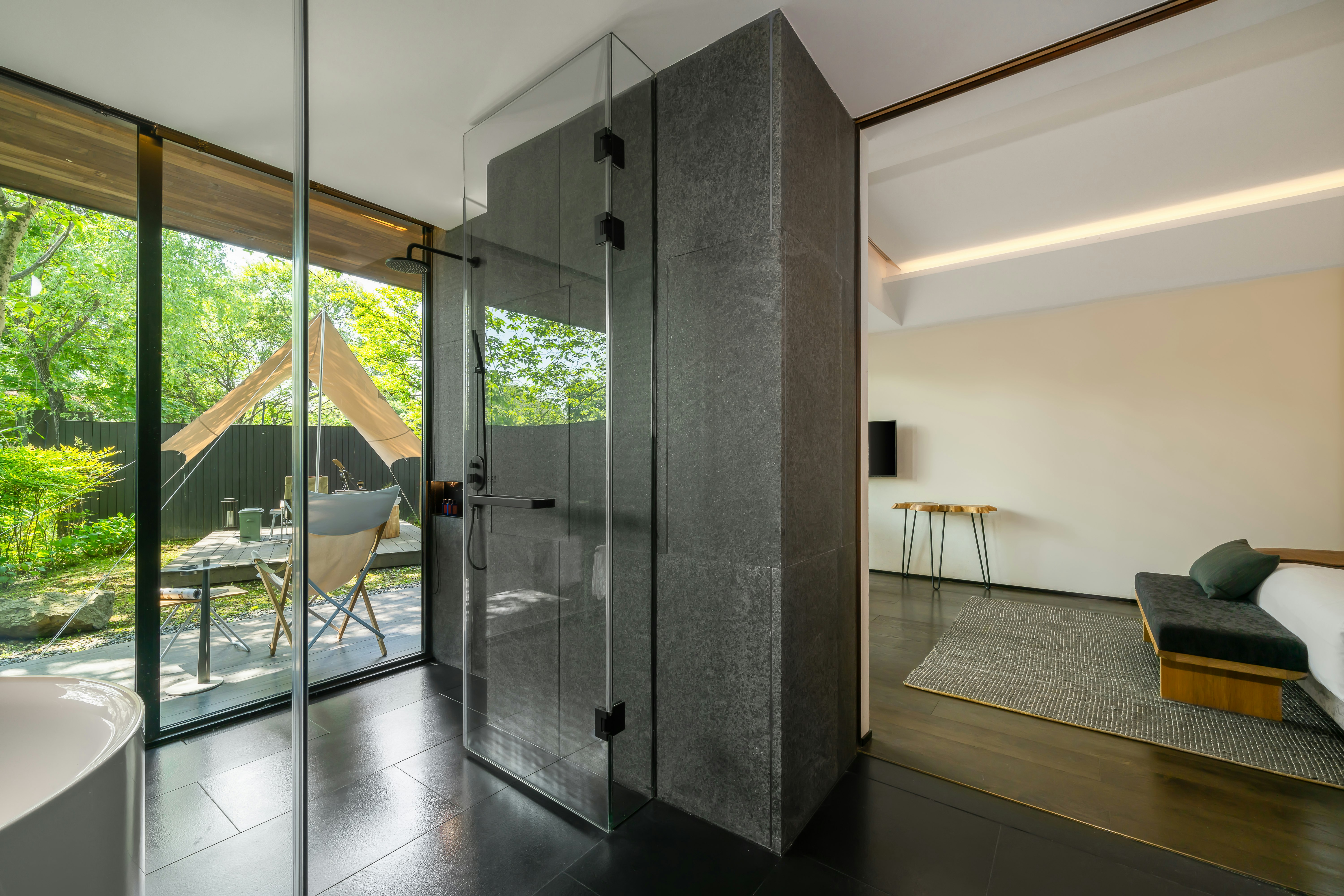 Camping Courtyard Suite