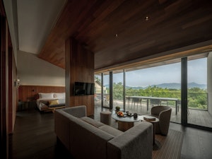 Deluxe View Suite A Bedroom