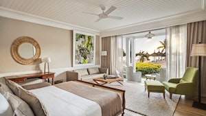 Deluxe Seaview Suite