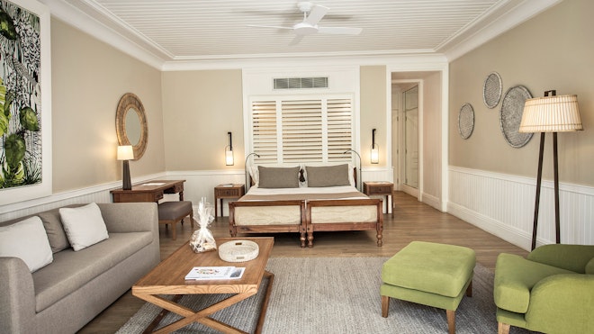 Deluxe Suite