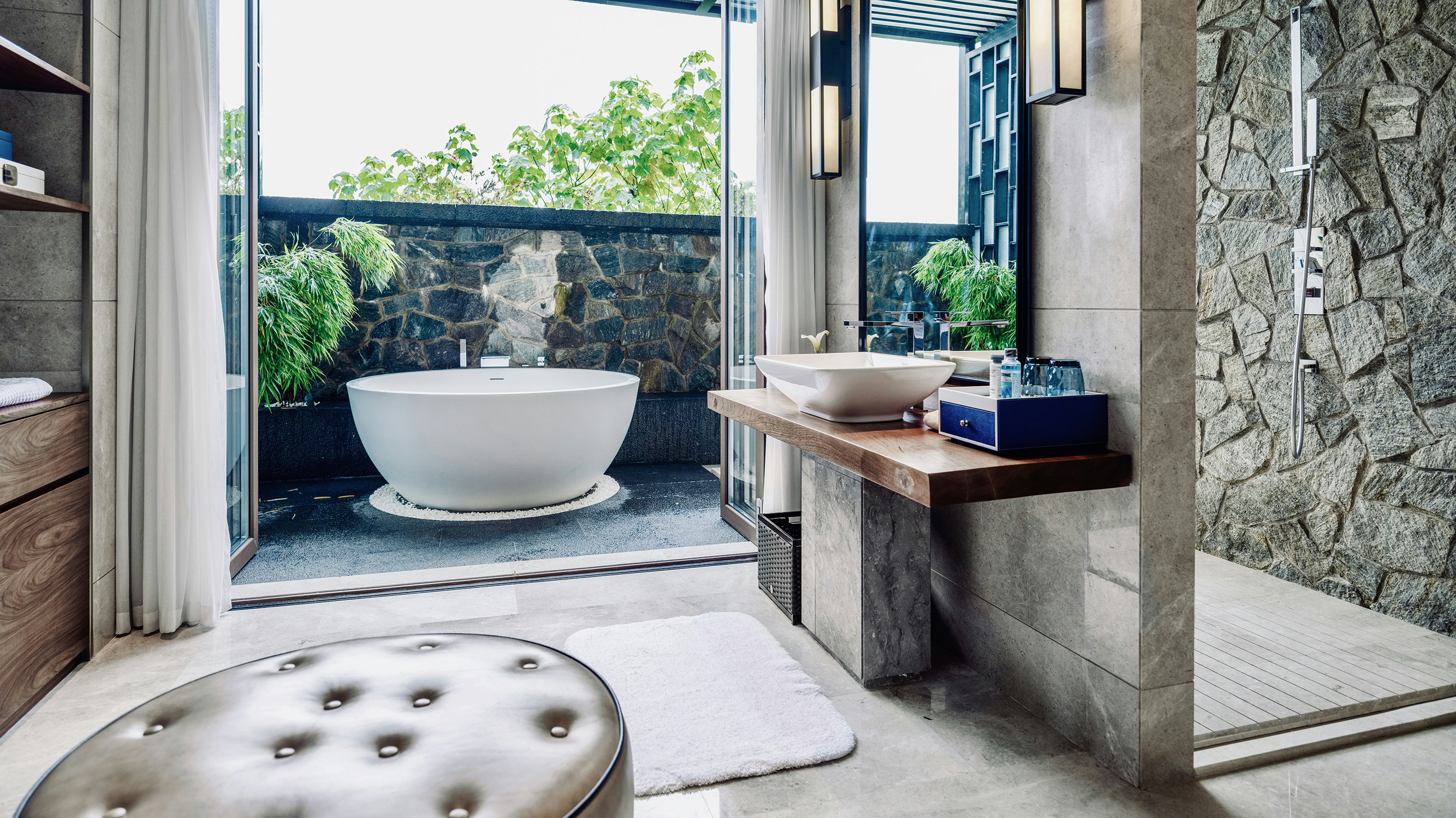 Prestige Golf View Suite