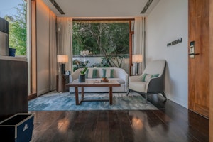 Prestige Lake View Suite - Living Area