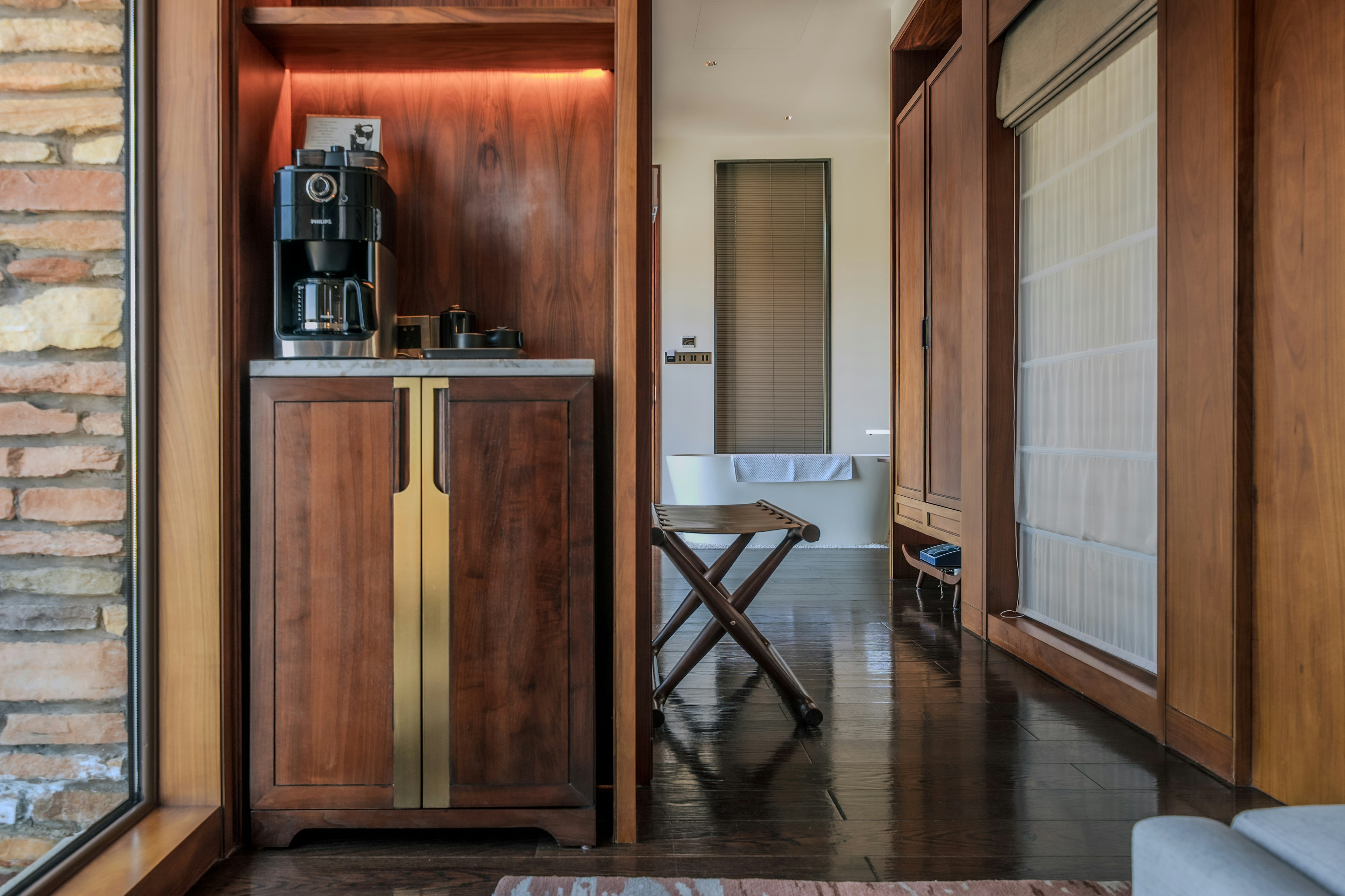 Lake View Room with Terrace - Room Details