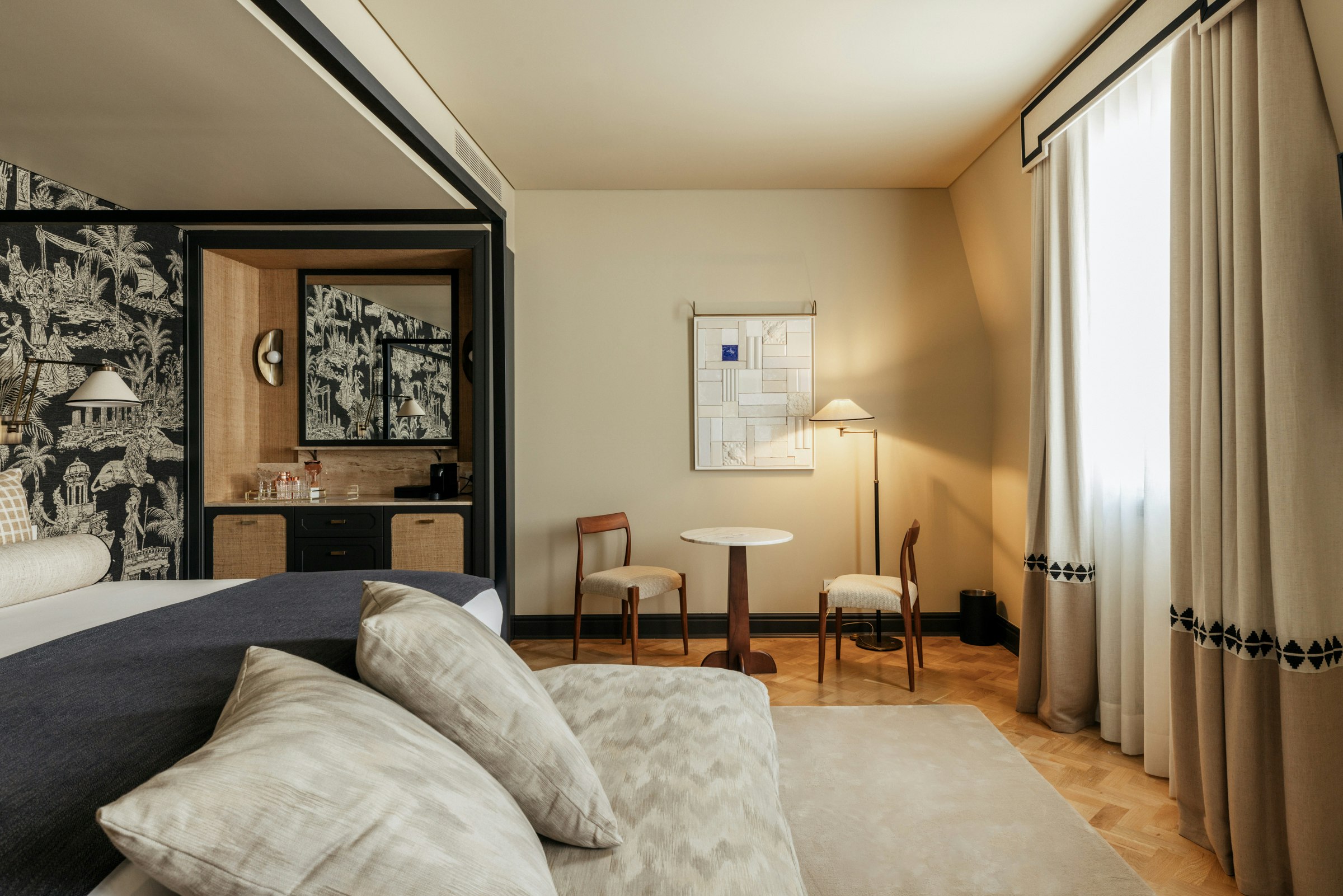 Junior Suite - Bedroom