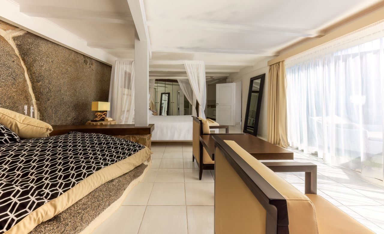 Grande Suite - Living Area