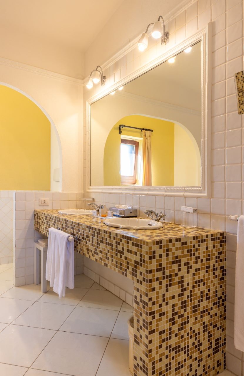 Privilege - Bathroom