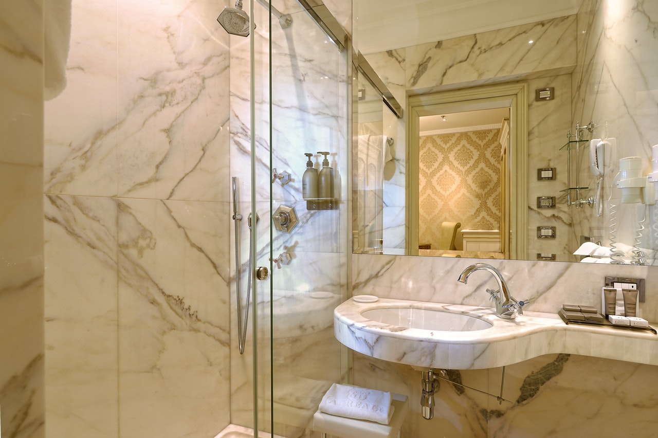 Superior Room Bathroom