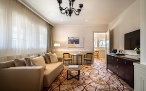 Alhambra suite