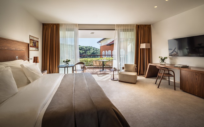 Premium Room Sea View - Bedroom
