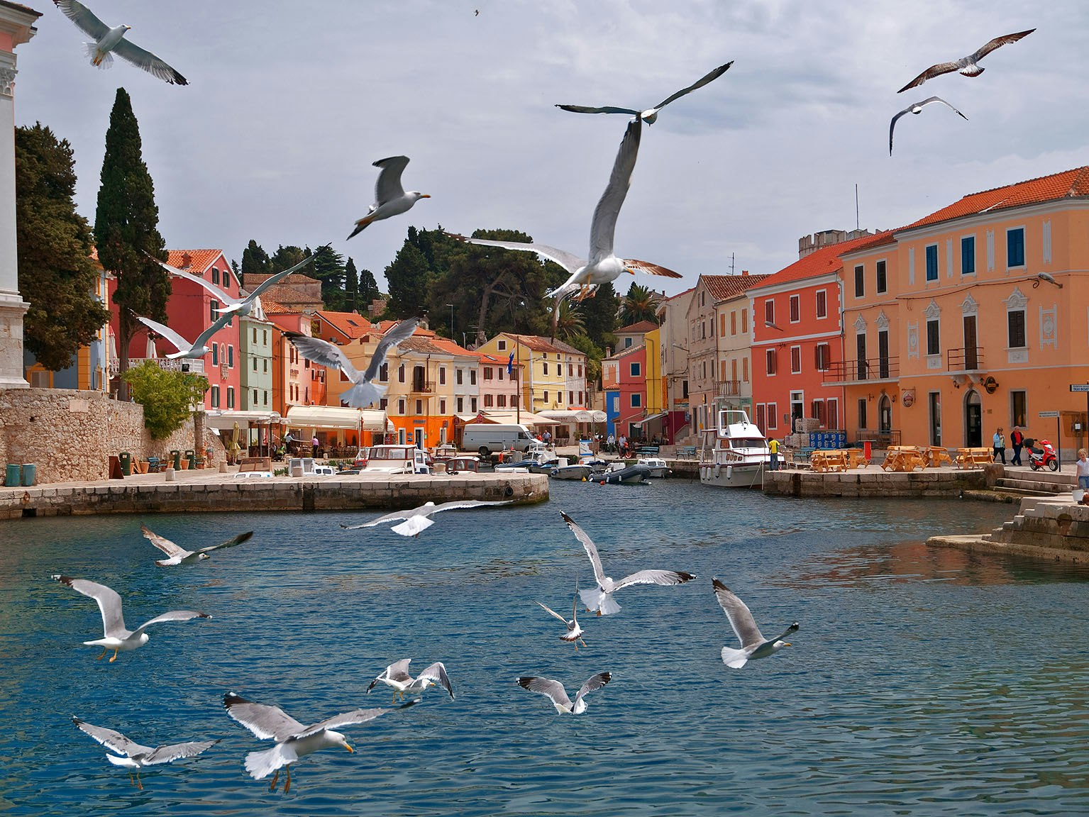 The village of Veli Losinj