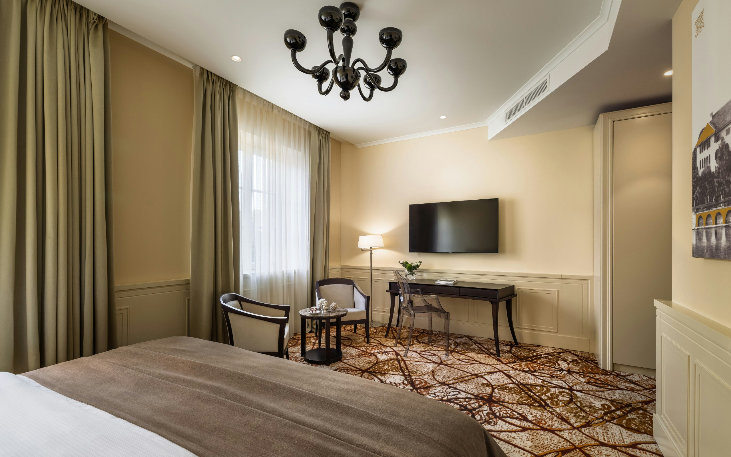 Deluxe room park side