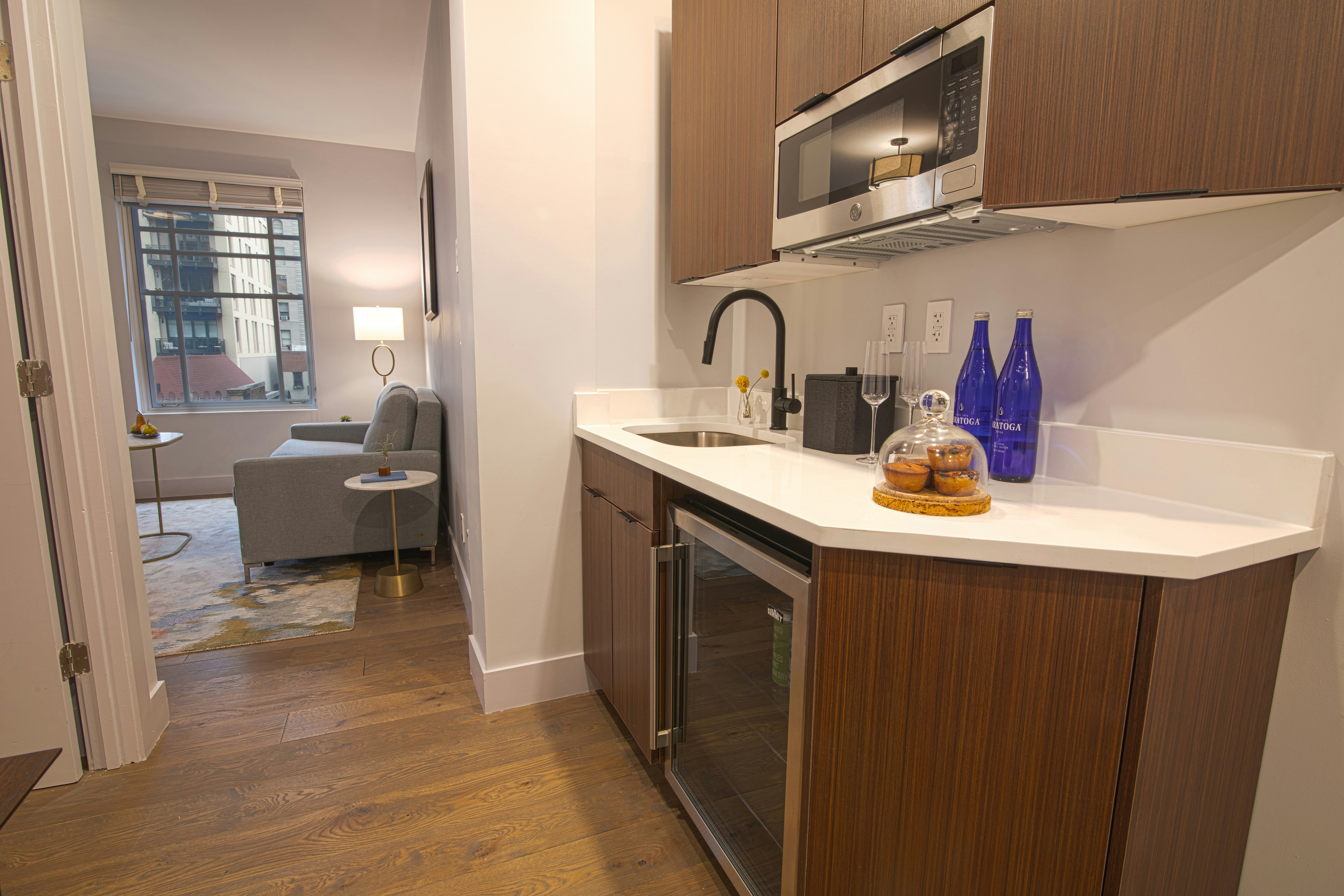 New Amsterdam Suite - Kitchenette