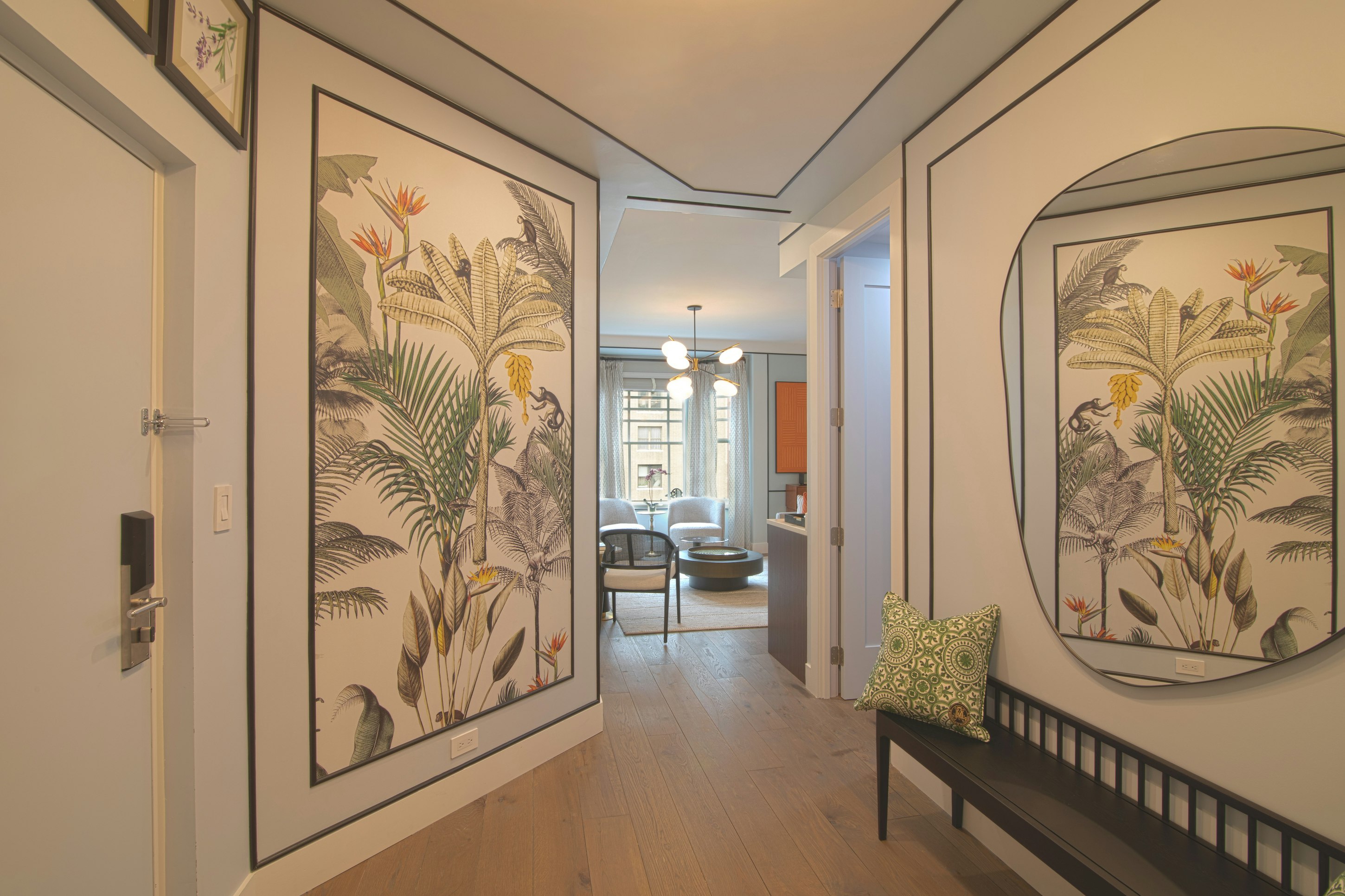 Presidential Suite - Foyer