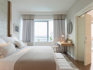 Lovor Suite