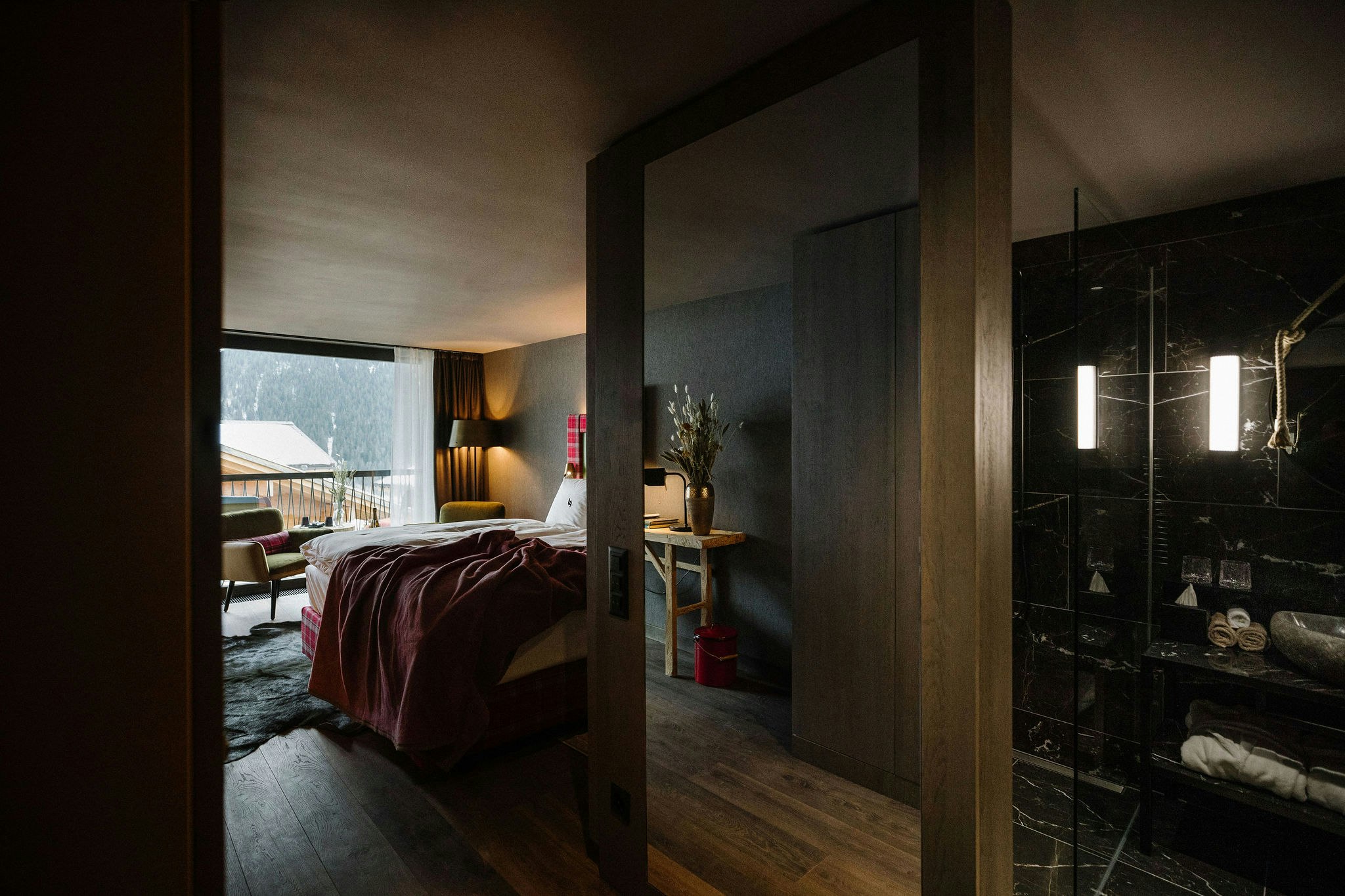 Luxury Room With Wardrobe