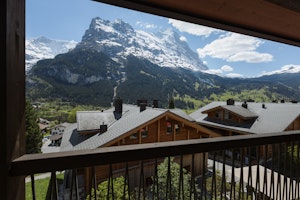 Eiger View Corner Deluxe King Room