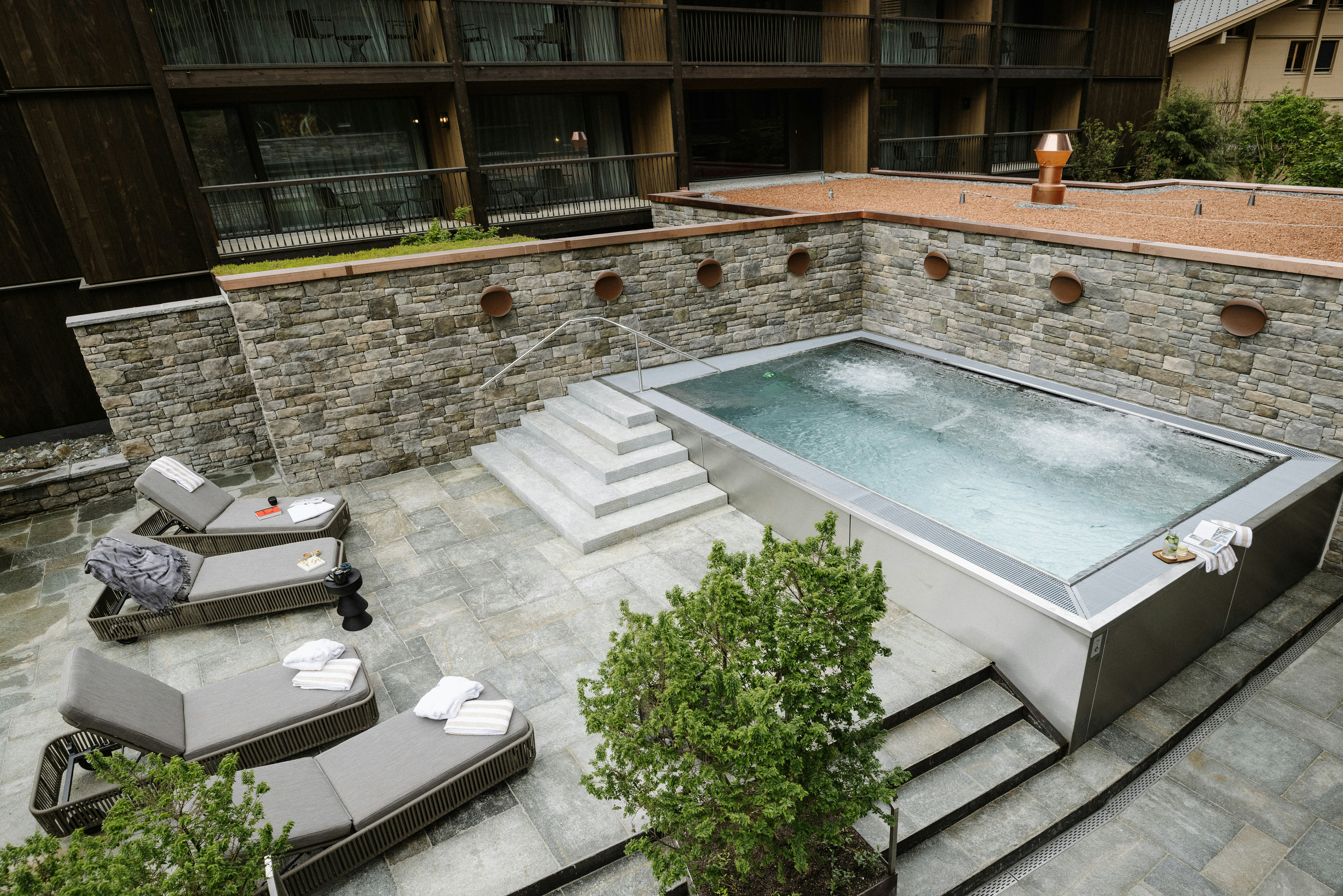 Fire Ice SPA Outdoor Pool