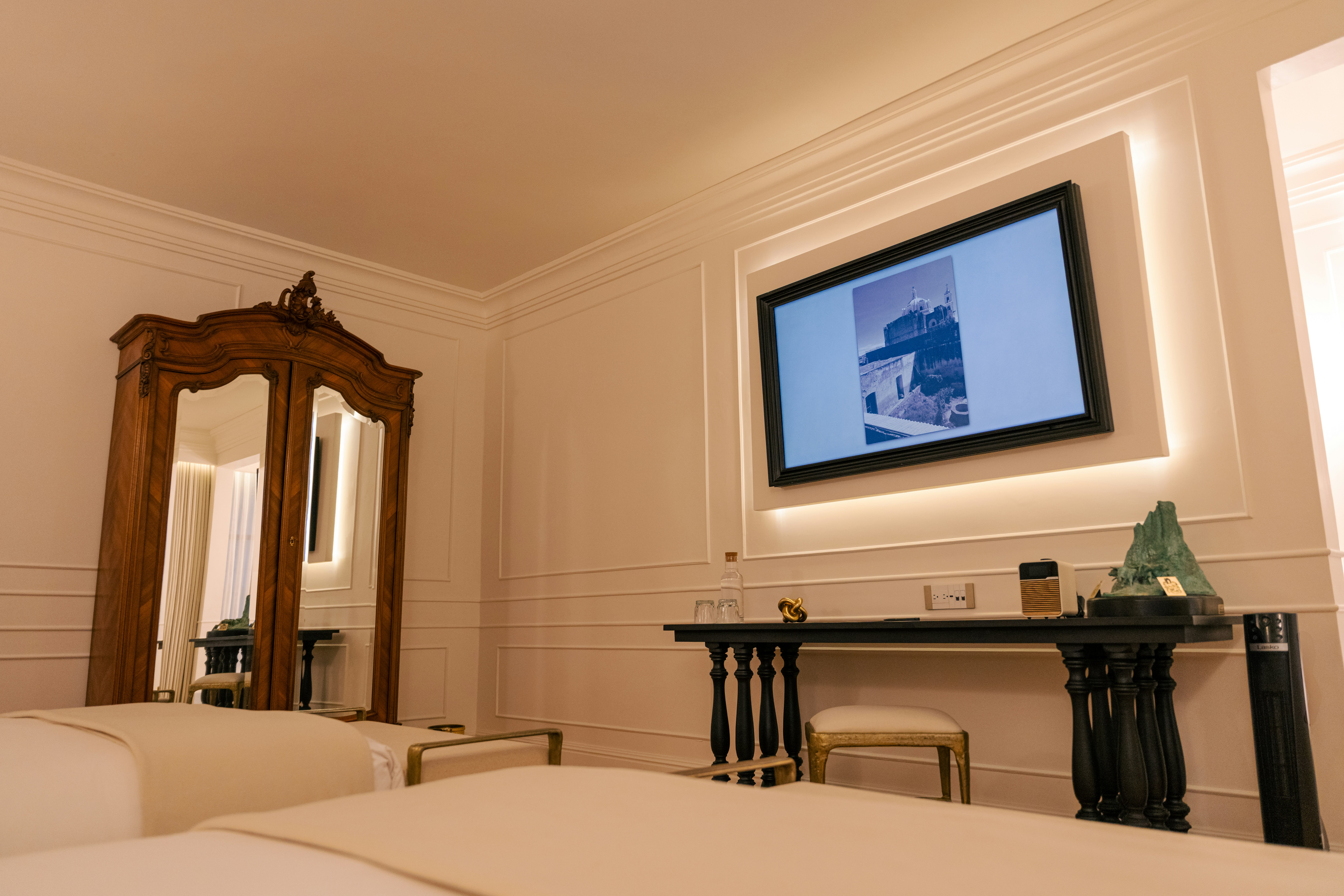 Cervantes Double Room - Room Details