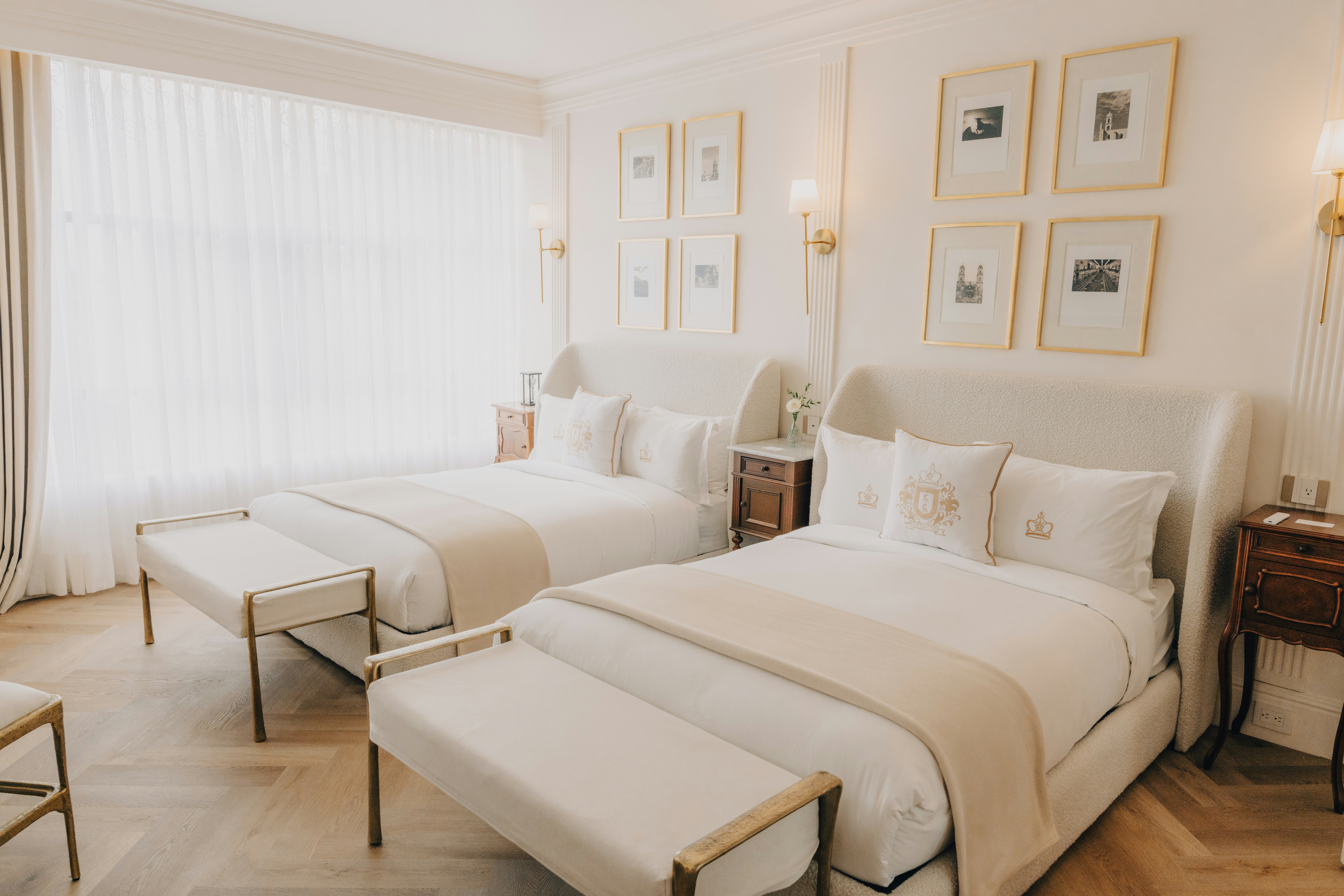 Cervantes Double Room - Bedroom