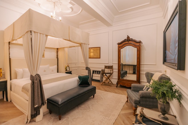 Zotoluca Room - Bedroom