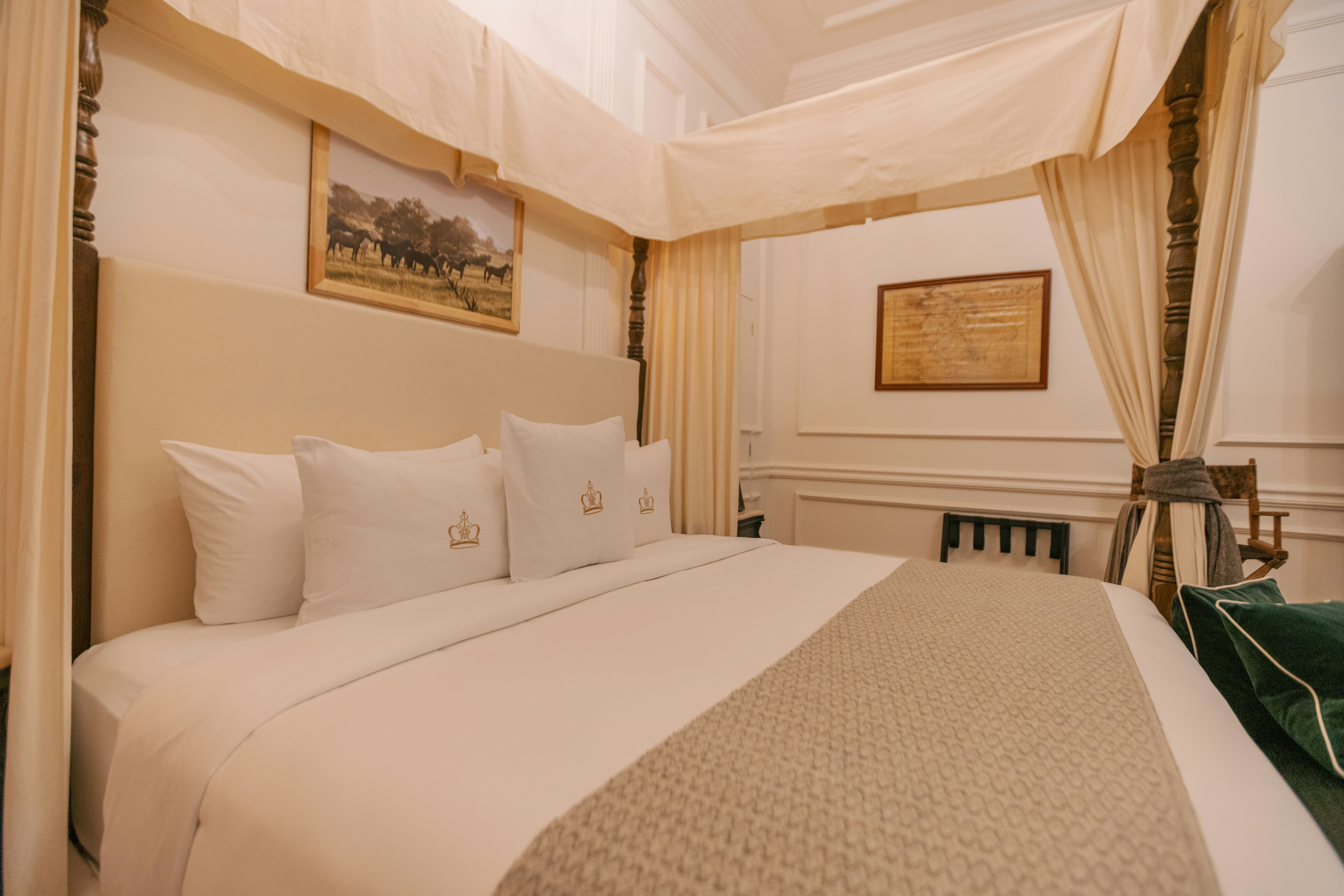 Zotoluca Room - Bedroom