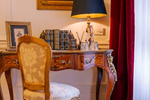 Maximiliano Room - Room Details