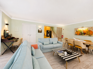 T3 Chardonnay Country House - Living Area