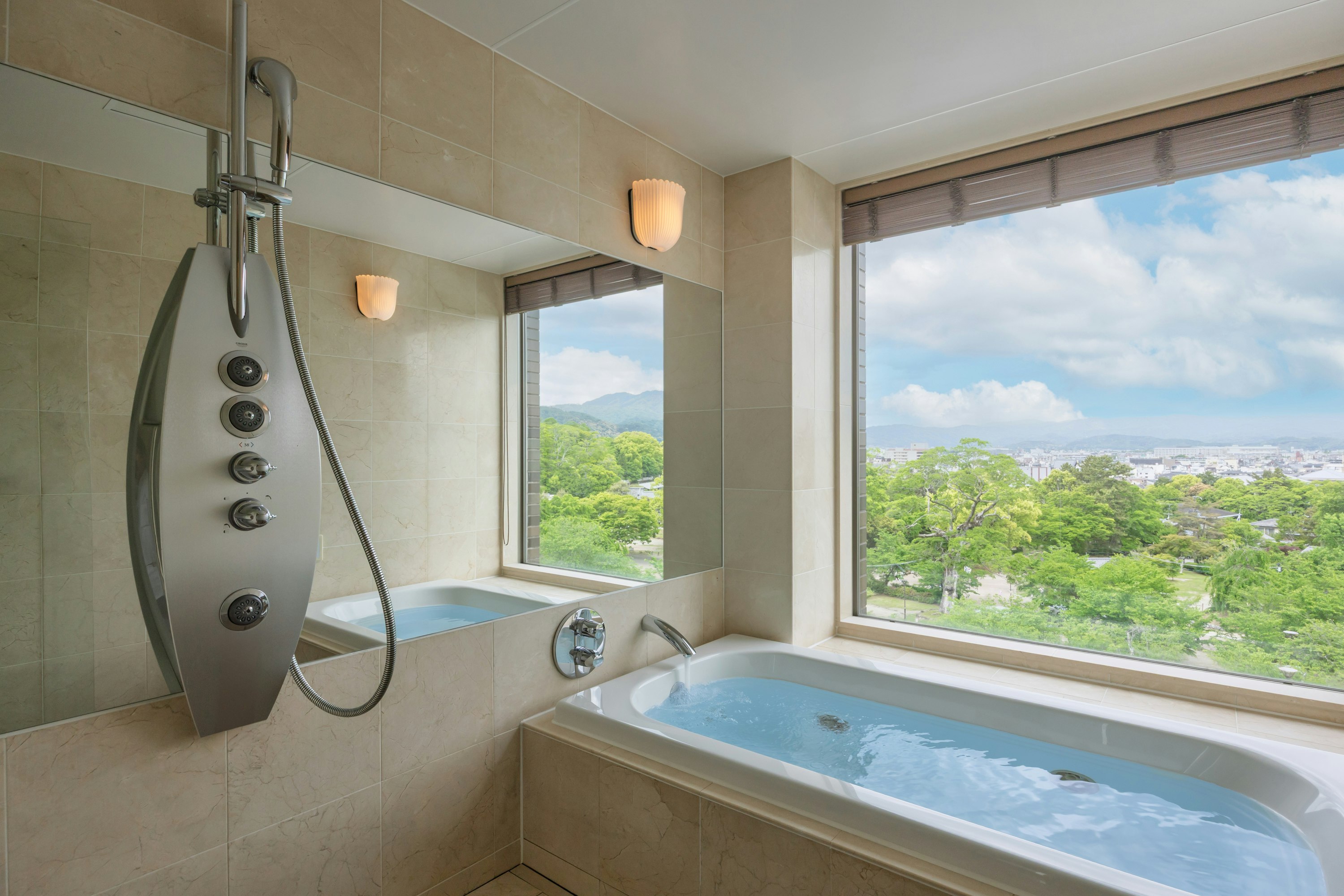 Panorama Park View Twin Room - Bathtub
