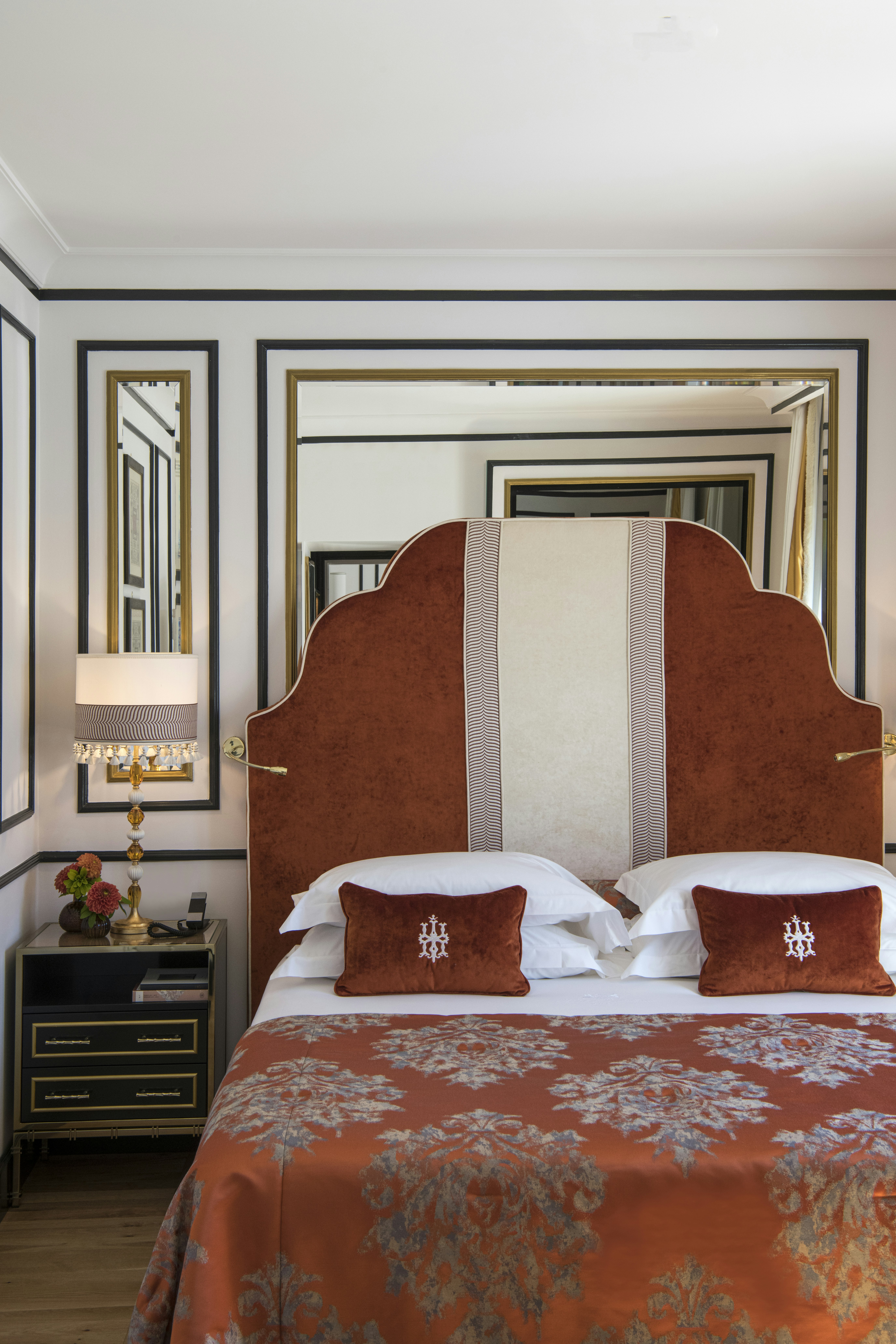 Balcony Suite - Bedroom