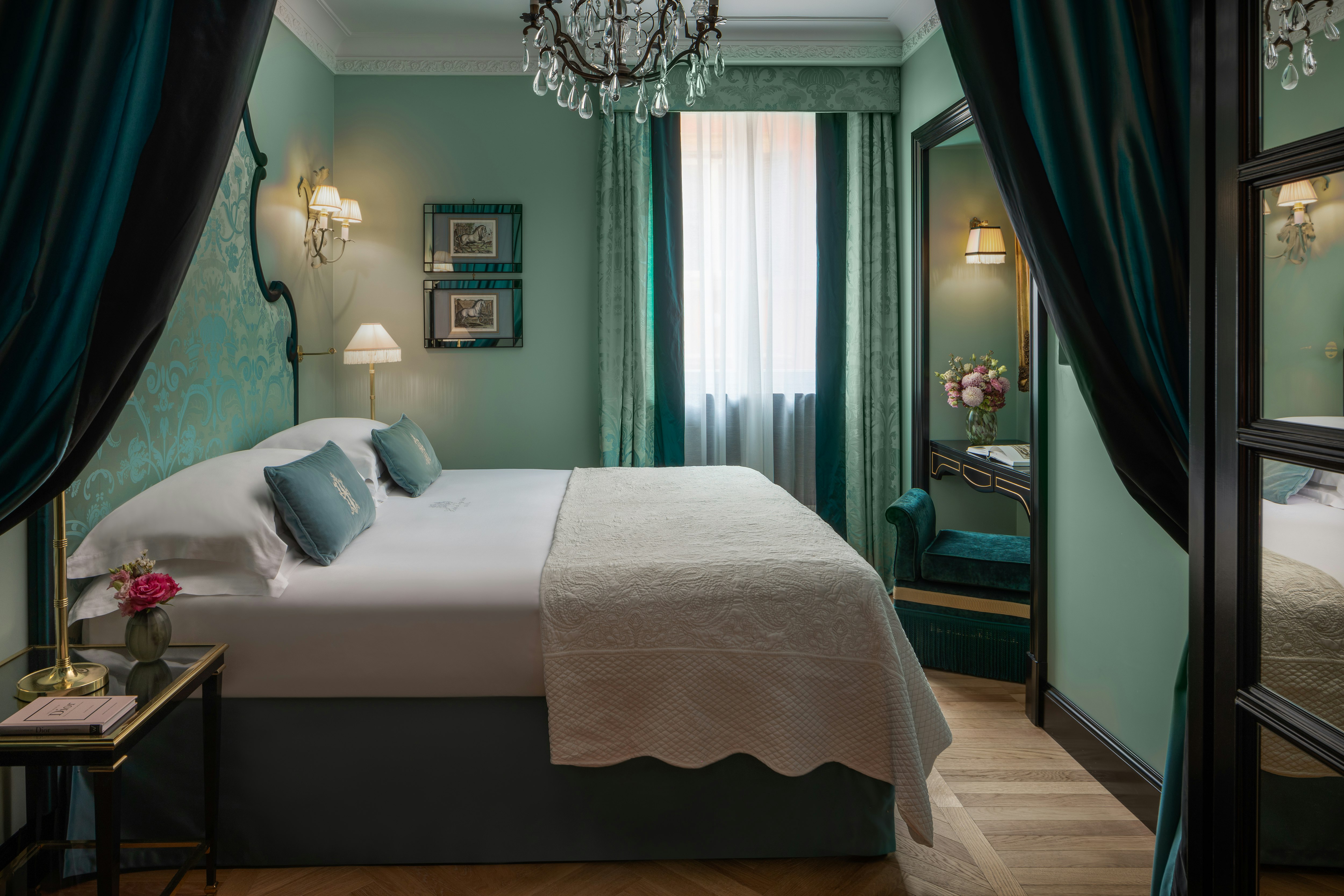 Superior Bedroom - Bedroom