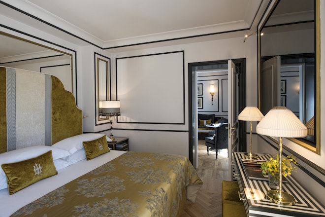 Balcony Suite - Bedroom