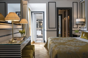 Balcony Suite - Bedroom