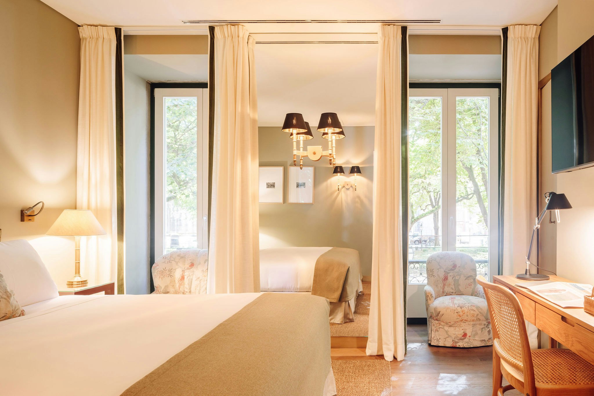 Deluxe Garden View Room