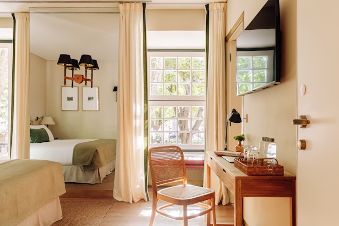 Deluxe Garden View Room