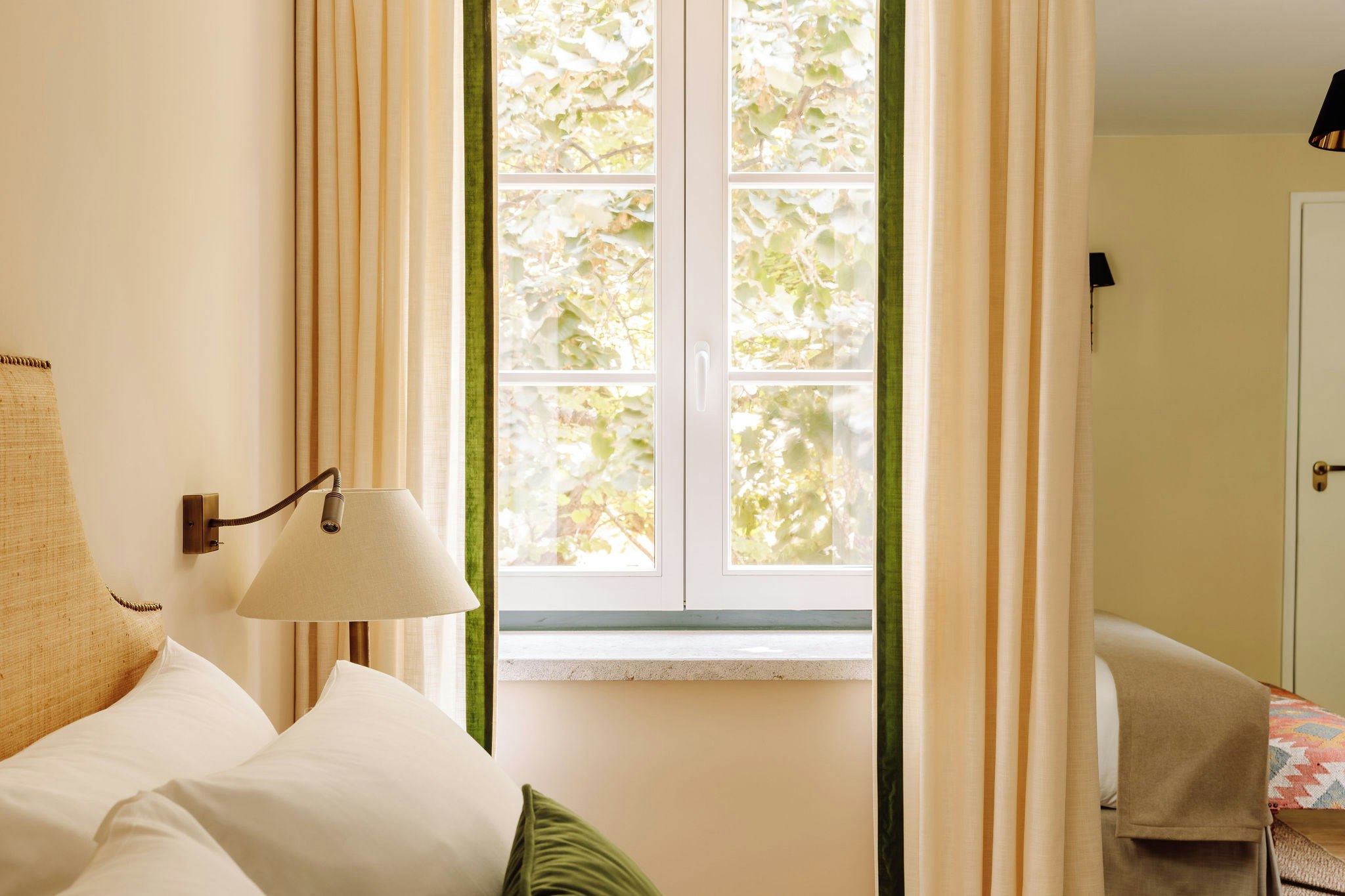 Deluxe Garden View Room