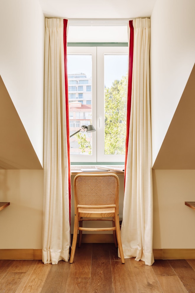 Junior Attic Suite