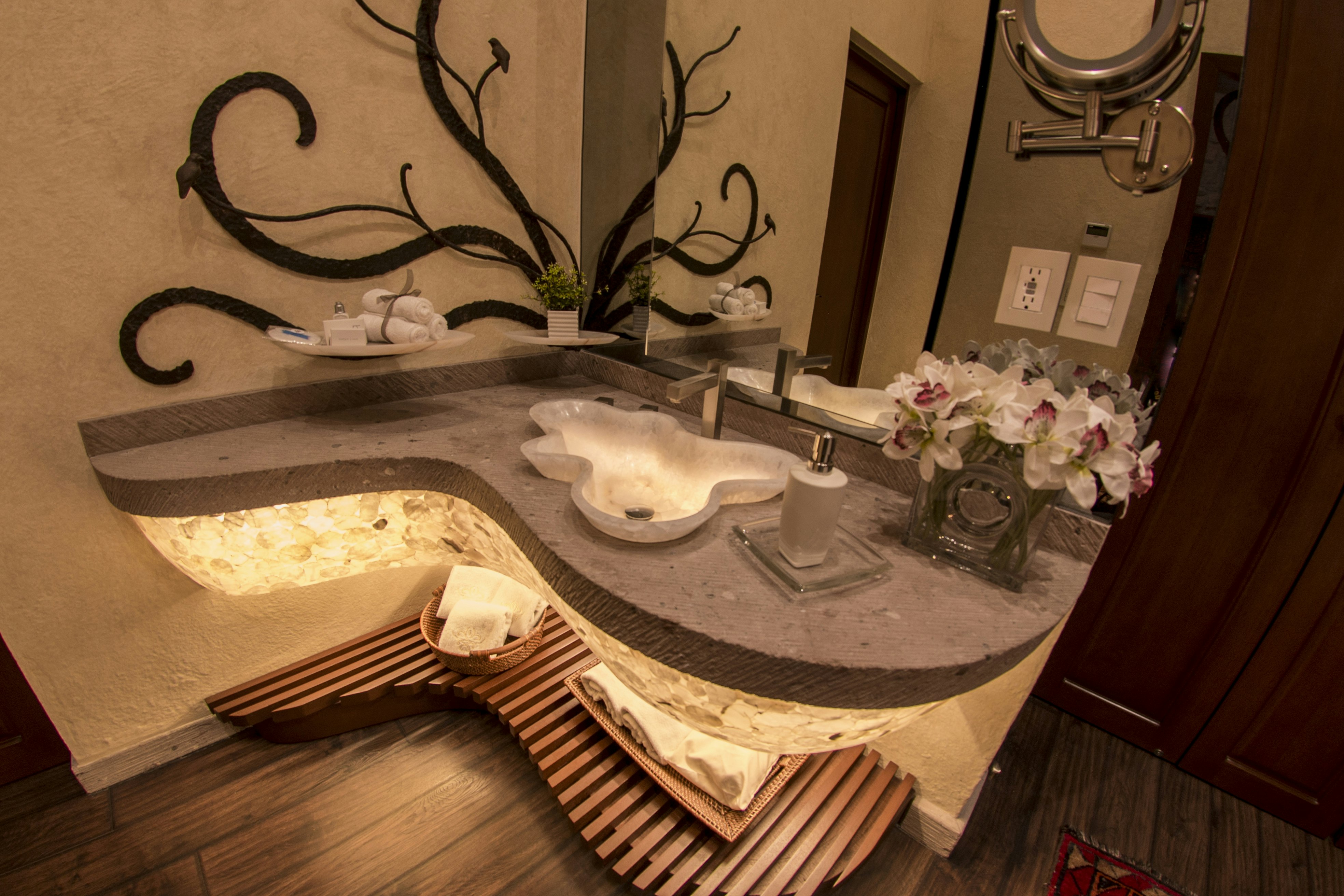 Superior Deluxe Bathroom