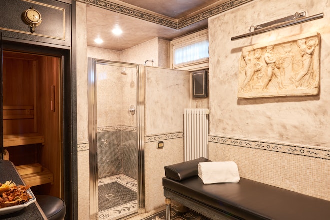 Small sauna