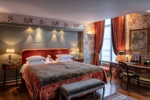 Canal View - Bedroom