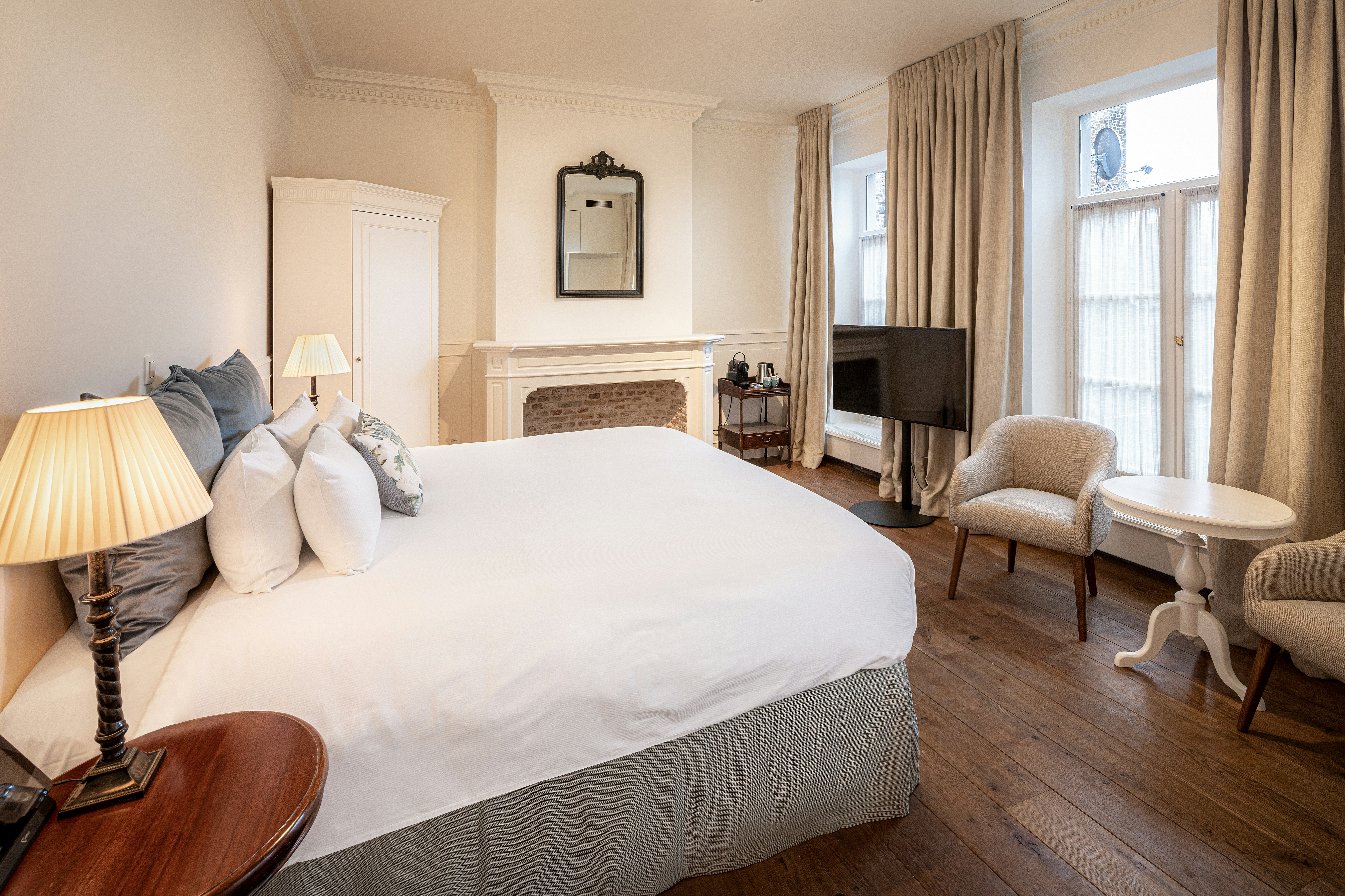 Executive Room - Bedroom