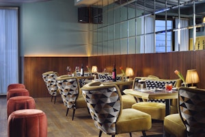 Lounge Bar
