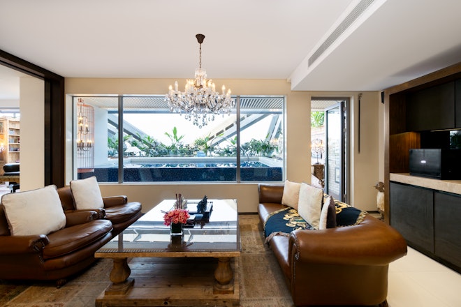 Deluxe Lagoon Suite - Living Area