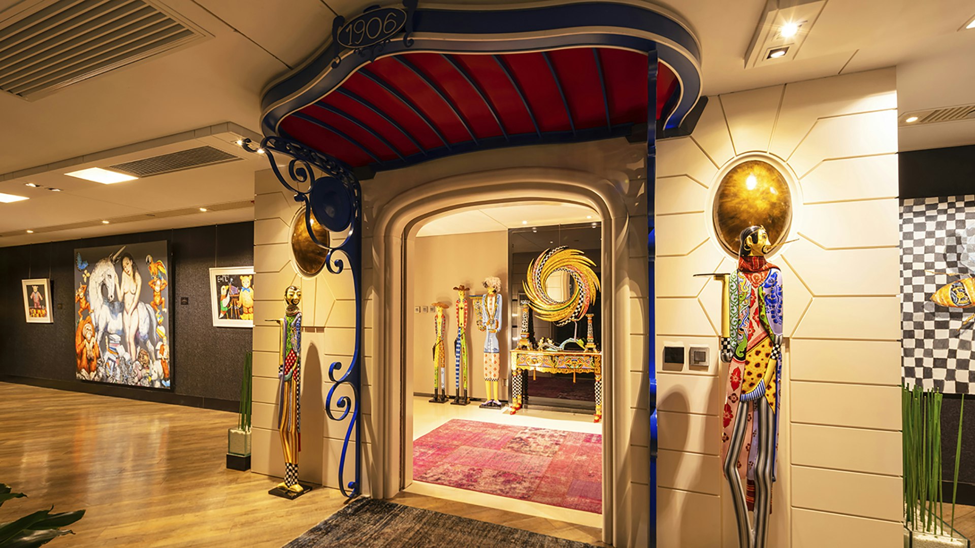 Champs-Élysées - Details