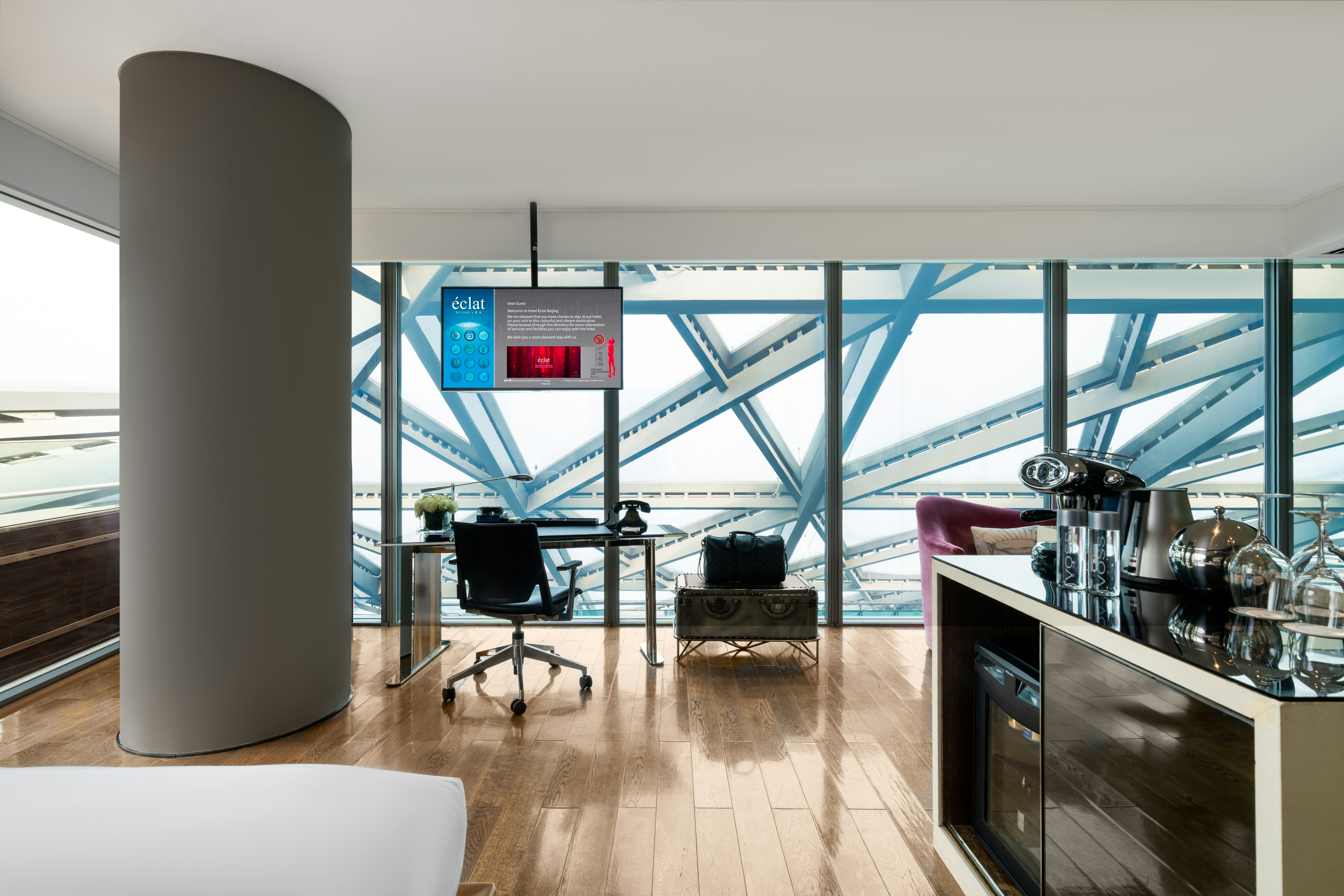 Grand Deluxe King with Terrace - Details