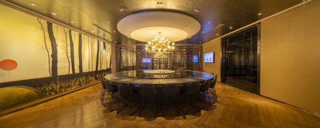 Presidential Suite Dining