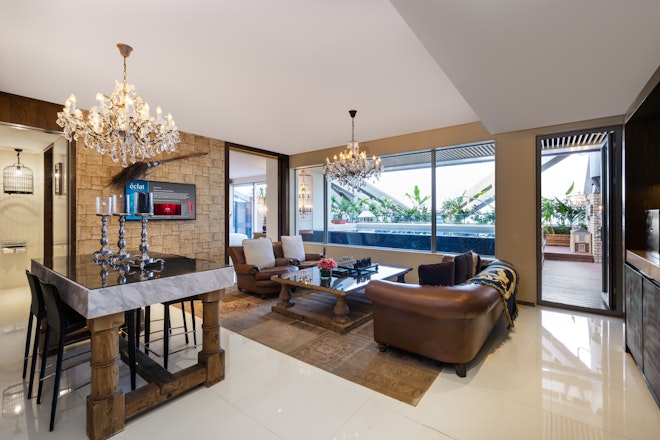 Deluxe Lagoon Suite - Living Area