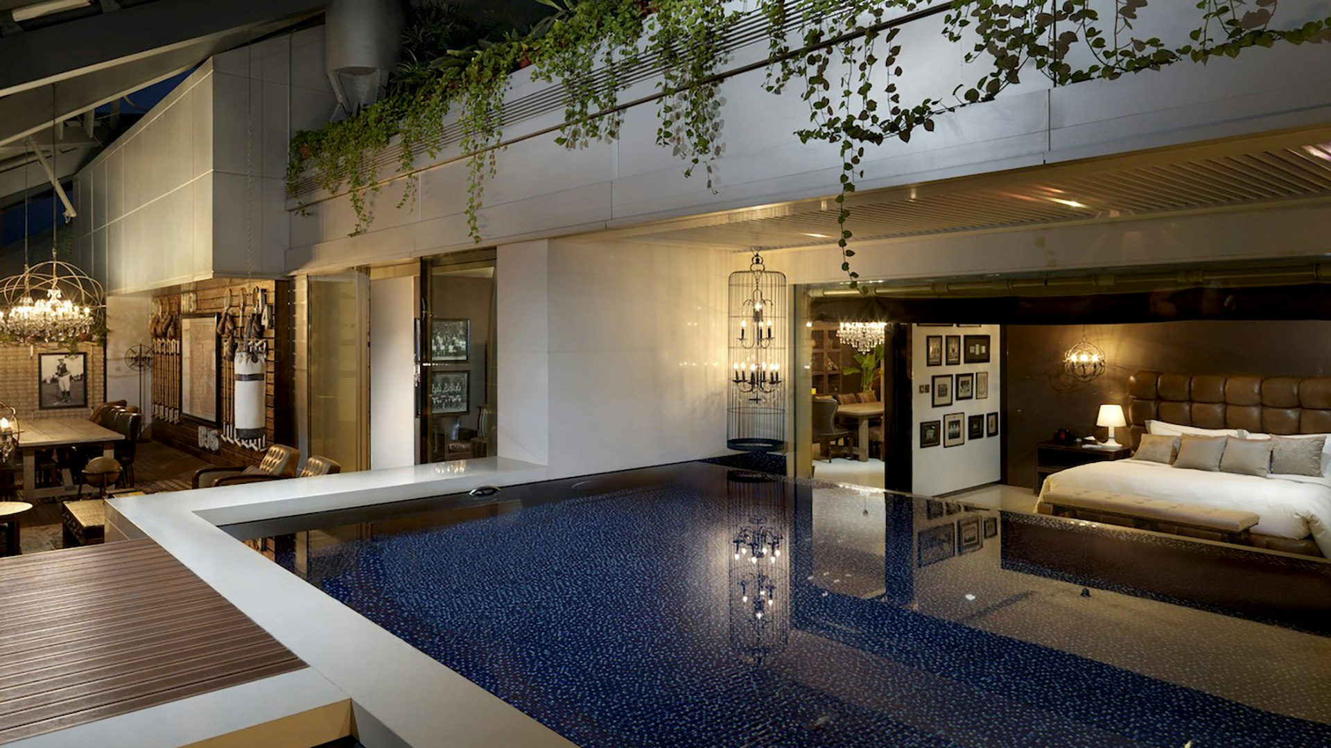 Grand Deluxe Lagoon Suite - Pool